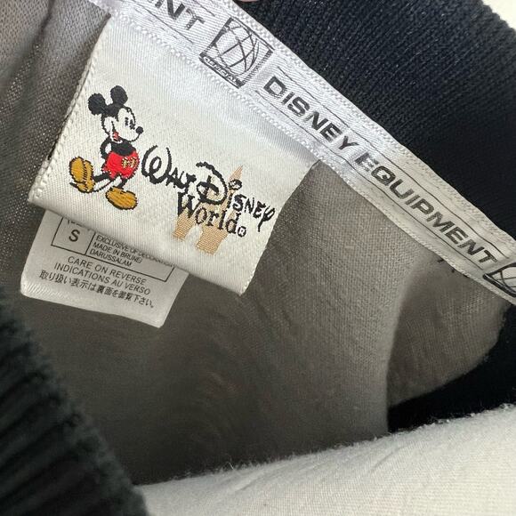 Walt Disney World Sweatshirt SMALL Dragons #8 Gwythaint & Mushu Crewneck Gray - Picture 5 of 8
